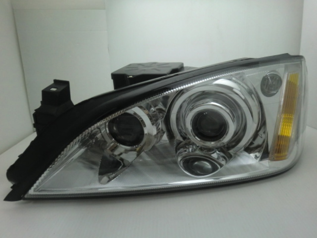 2004-2007 MONDEO METROSTAR 原廠雙魚眼大燈 HID版本