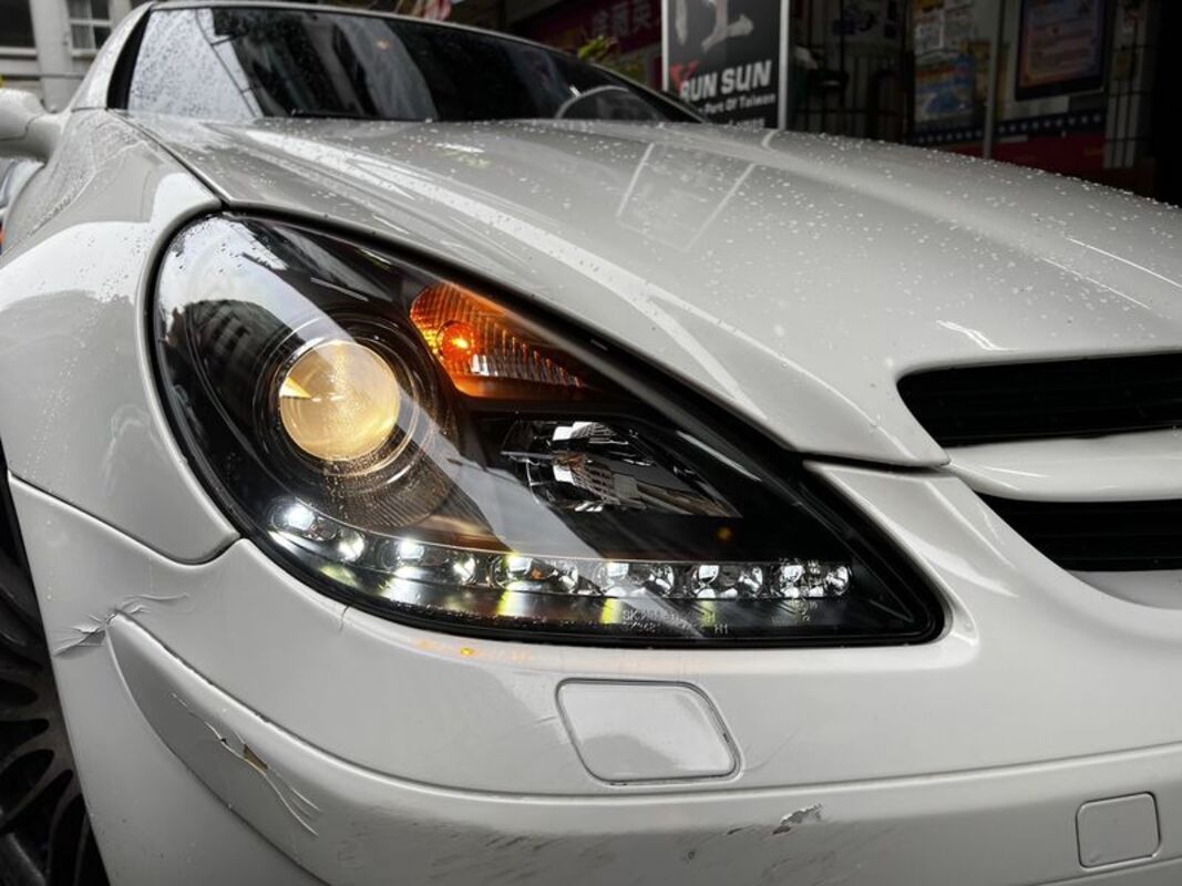 2004/06-2011/08 SLK R171 R8黑框魚眼 大燈 有分鹵素版本和HID空件
