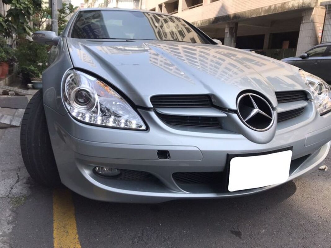 2004/06-2011/08 SLK R171 R8晶鑽魚眼 大燈 有分鹵素版本 和 HID空件版本