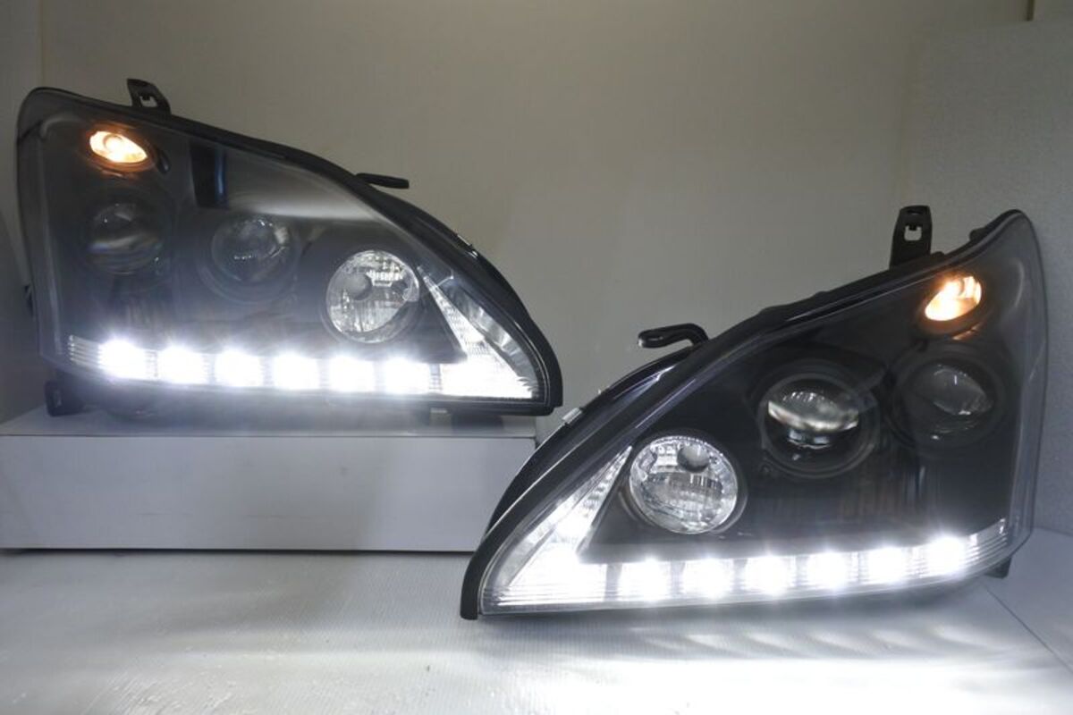 2003/03-2009/02 RX330 雙魚眼歐規黑框 大燈 (白反光片.HID空件.沿用原車的燈管和安定器)
