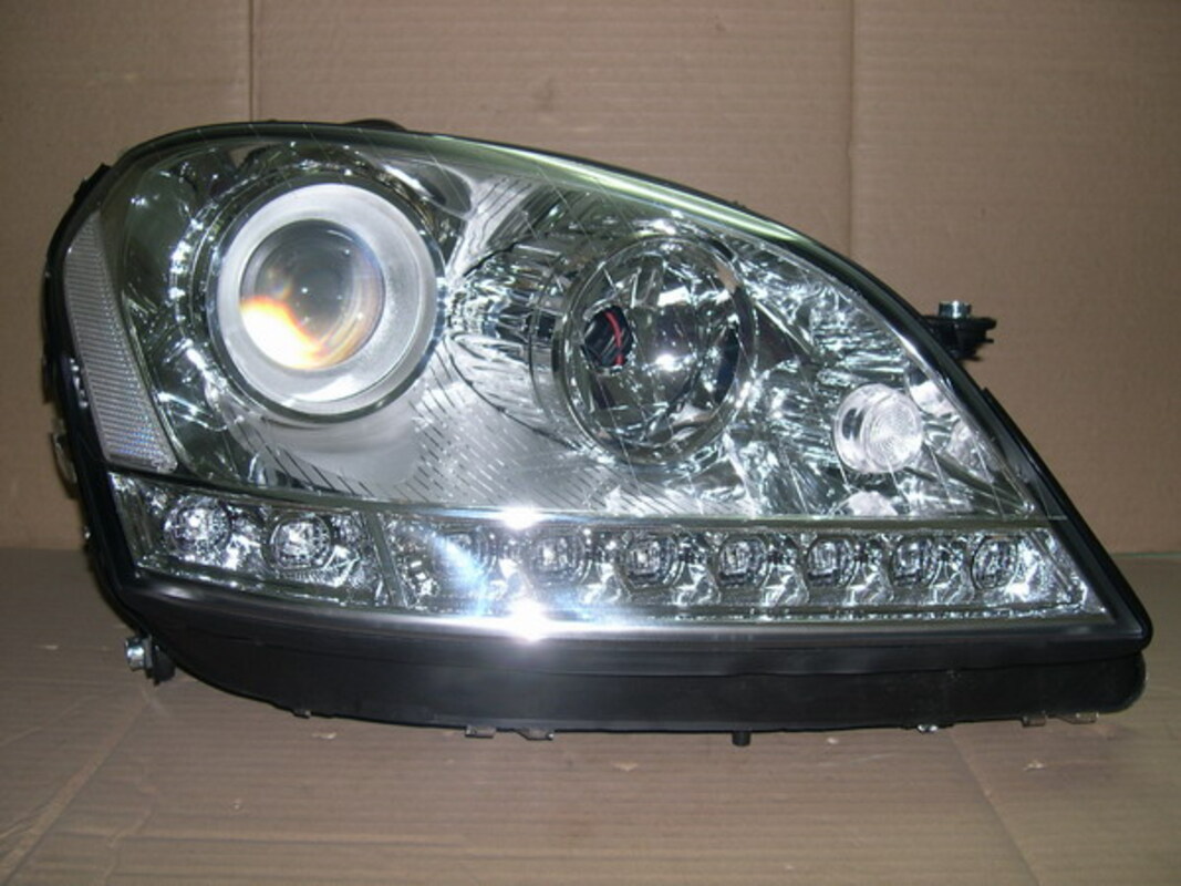2005-2009/01 W164 M-CLASS R8晶鑽魚眼 大燈 (缺貨)