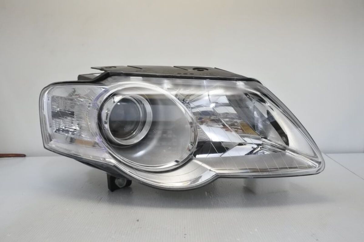 2005/09-2011/02 PASSAT 4門 5門 原廠型魚眼 大燈