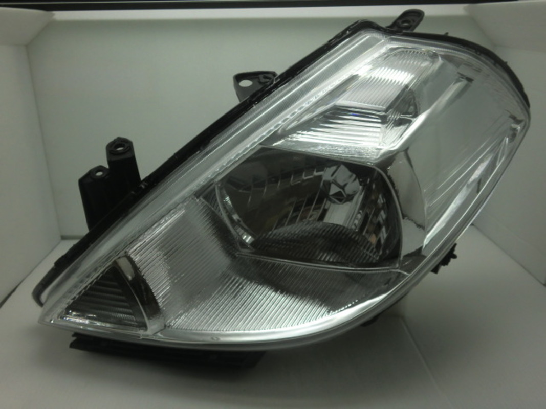 2006/06-2010/03 TIIDA 原廠型晶鑽 大燈 手調