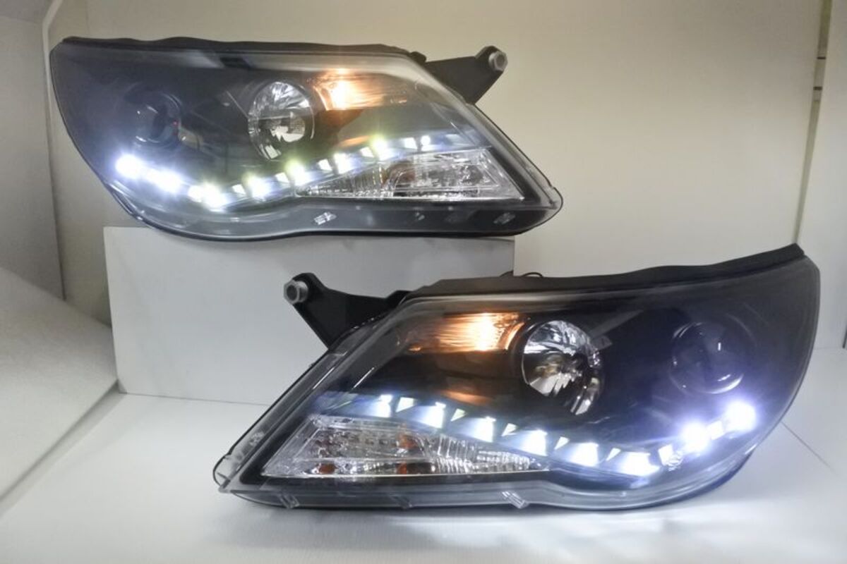 2008-2011/08 TIGUAN 黑框魚眼R8 大燈
