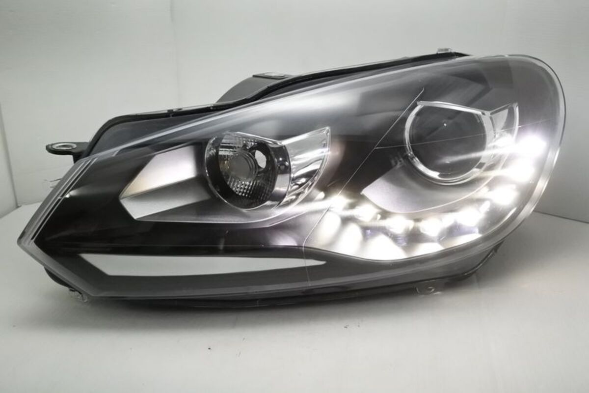 2009/08-2013/06 GOLF 6 升級GTI樣式 黑框魚眼 大燈 鹵素燈泡版本 (缺貨)