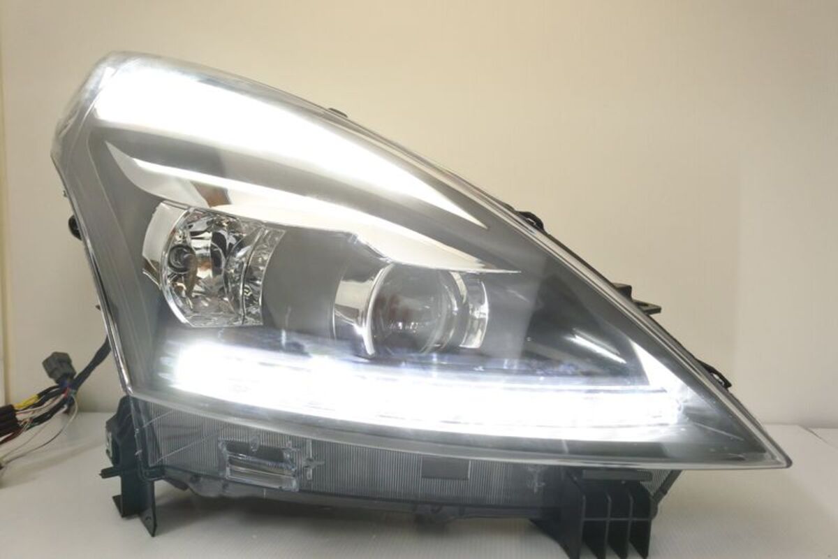 2009/05-2018 TEANA J32 一字形黑框魚眼 大燈 鹵素燈泡 (LED方向燈)