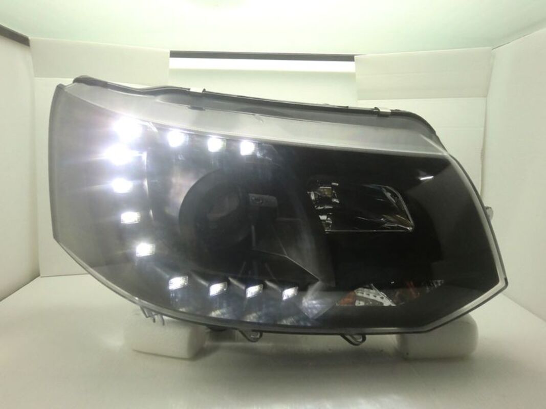 2010-2015 T5 ㄈ型黑框魚眼 R8大燈