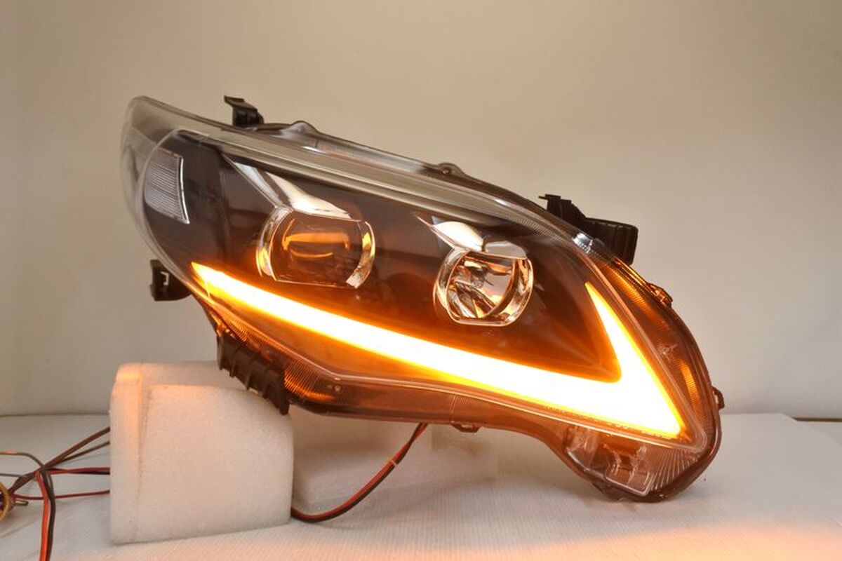 2010/07-2013/10 ALTIS 10.5代 雙色獠牙款黑框魚眼 大燈 LED方向燈
