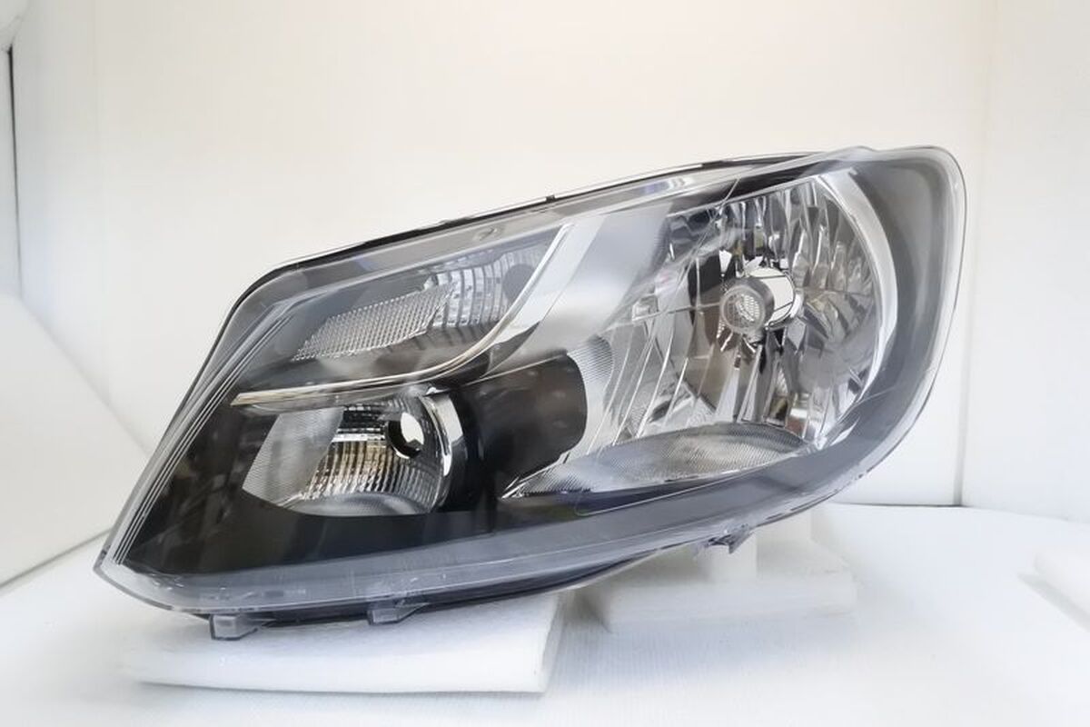 2011-2016/04 CADDY 原廠型黑框 大燈  鹵素燈泡 規格H4
