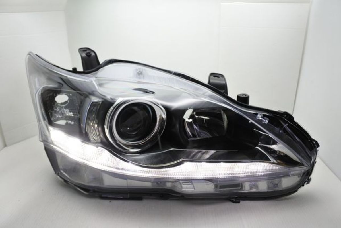 2011-2017/08 CT200h 原廠型黑框魚眼 大燈 缺貨