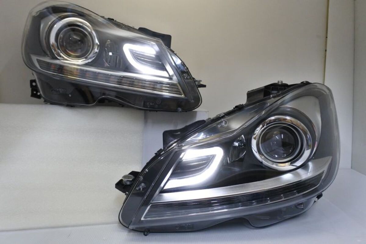 2011/04-2014 W204 小C式樣 黑框魚眼 大燈 附HID D1S燈管和安定器 (LED方向燈)