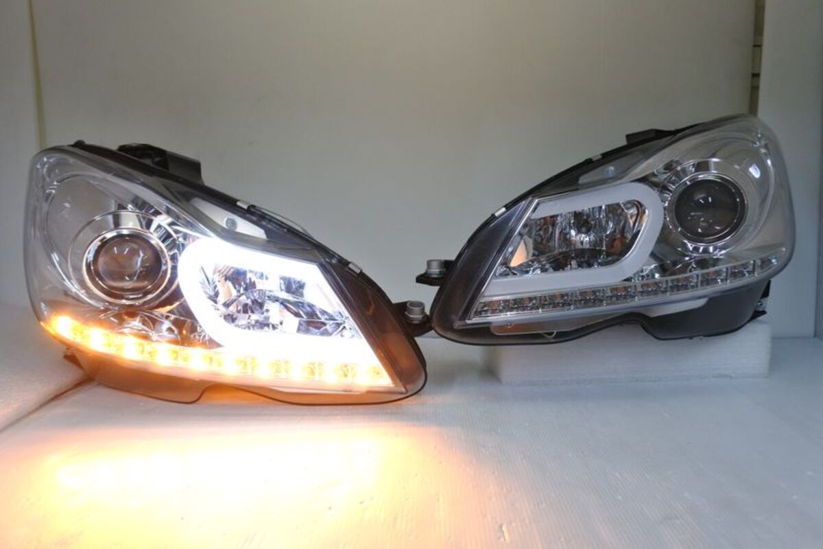 2011/04-2014 W204 大C式樣 晶鑽魚眼 大燈 LED方向燈 鹵素燈泡