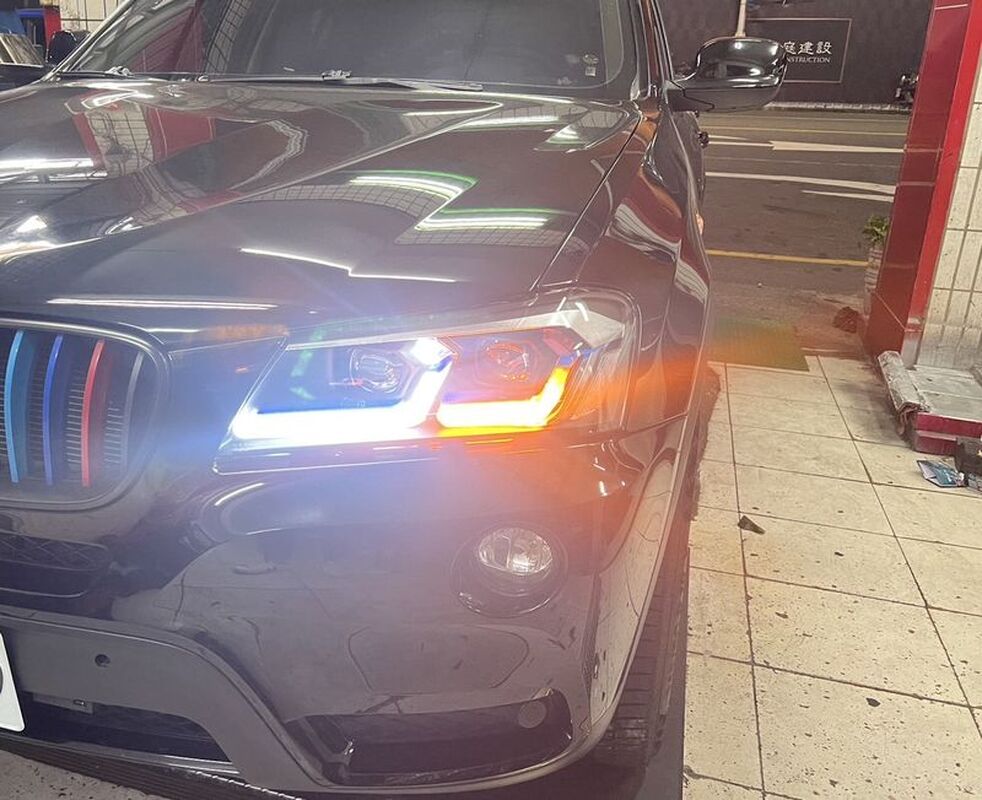 2011-2013 X3 F25 U型魚眼 大燈 適用原車HID版本 (LED模組 序列式方向燈)