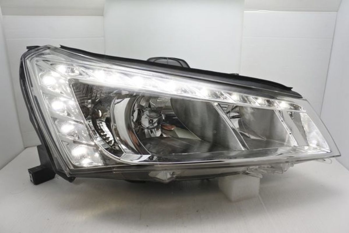2011/12-2015/10 納智捷 S5 原廠型晶鑽 大燈 鹵素版本
