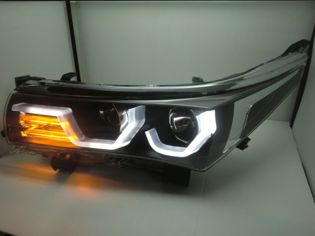 2013/11-2016/10 ALTIS 11代 LED雙U導光 黑框魚眼 大燈 (缺貨)