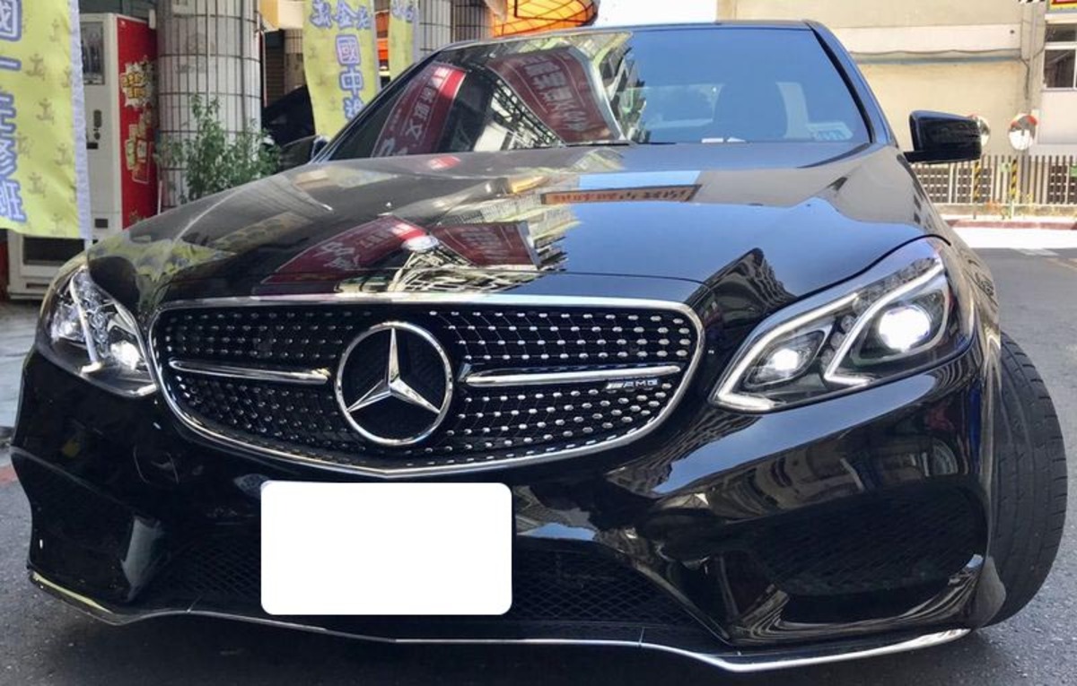 2013/06-2016/06 W212 E-CLASS 升級高階式樣 單魚眼 大燈 (內建LED.LED方向燈.美規)