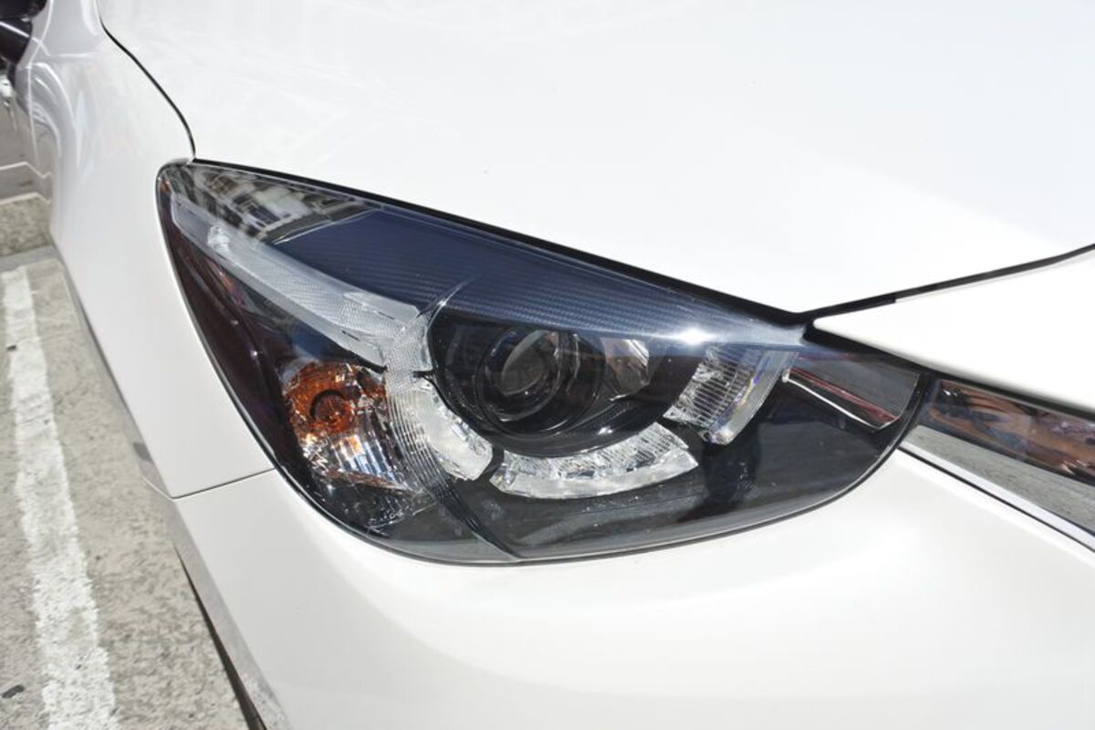 2015/09-2019 MAZDA 2 黑框魚眼 大燈 正廠
