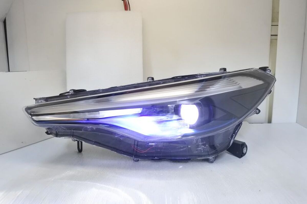 2020- COROLLA CROSS 原廠型LED魚眼 大燈 油電版本 空件需要移植原車日行燈模塊