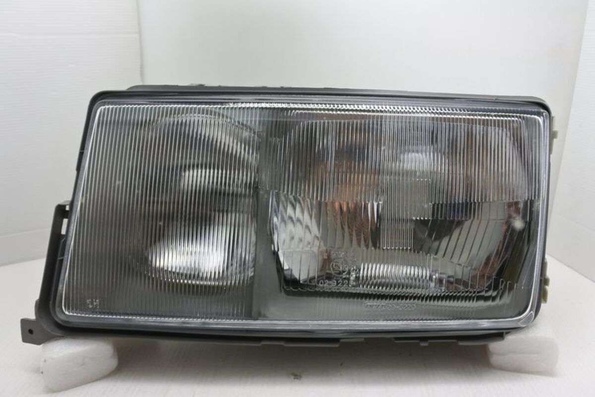 1983-1993 W201 190E 原廠型 大燈