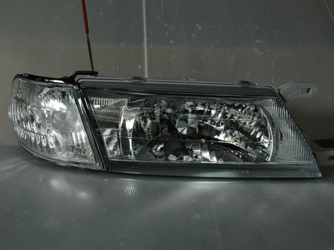 1996/11-1997 SENTRA CE 原廠型 大燈 角燈