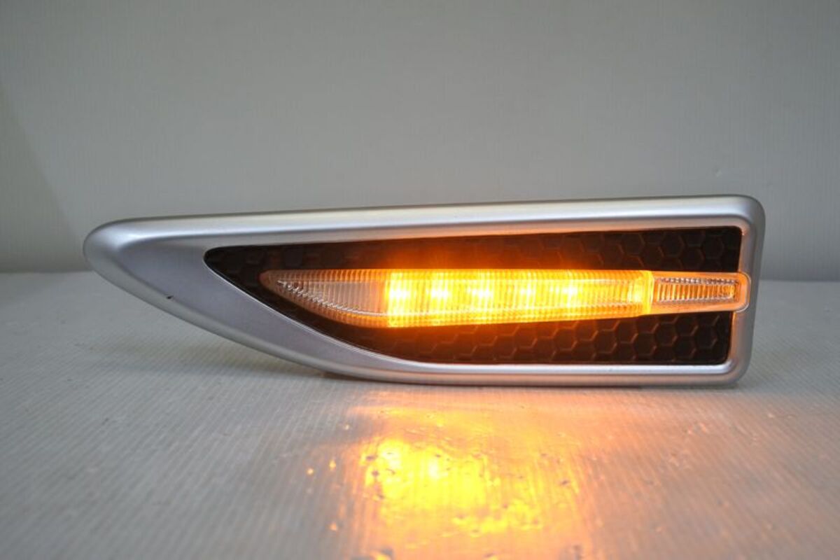2014/04- 納智捷 M7 TURBO ECO LED 側燈 正廠