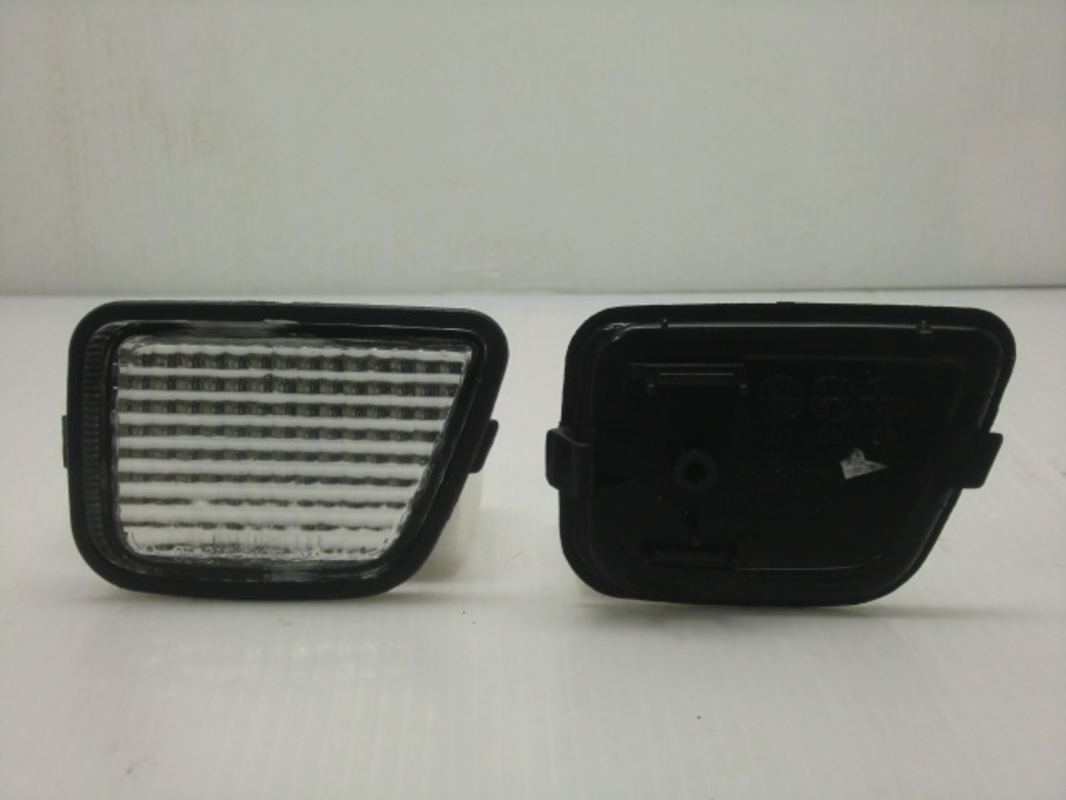 1997-2002 CRV 前保 晶鑽 側燈 缺貨