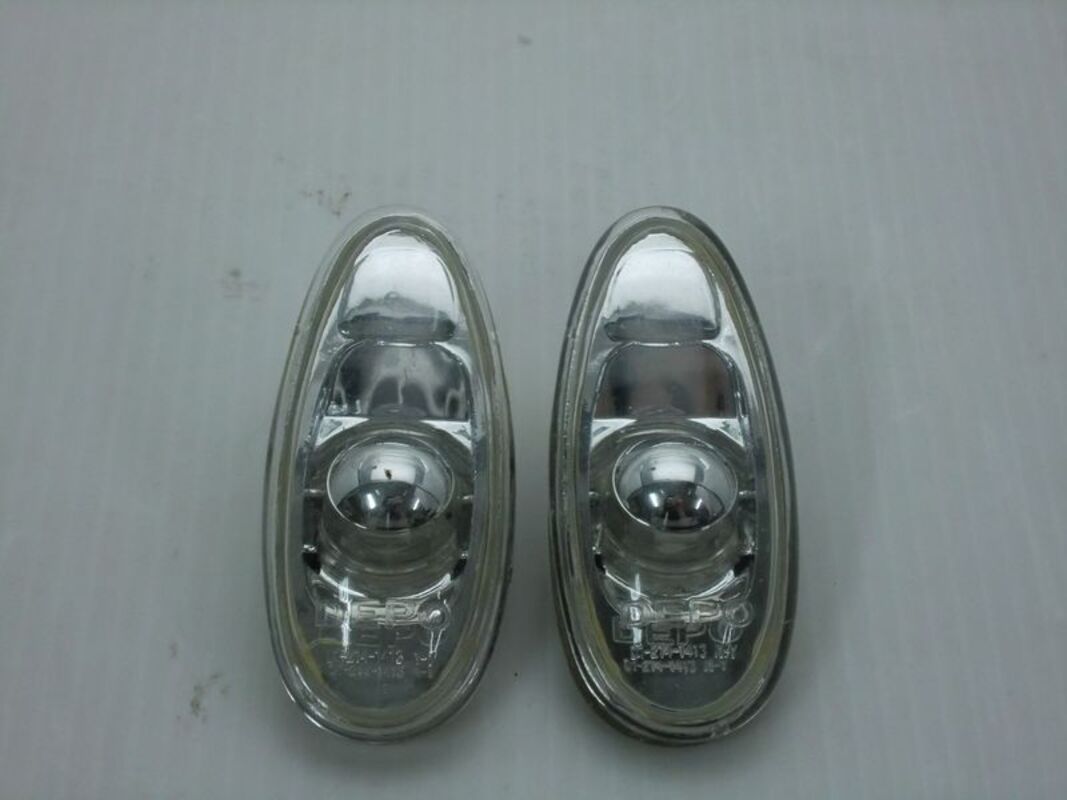 1997-2002 SPACE GEAR RV人 2001-2002 LANCER 晶鑽 側燈