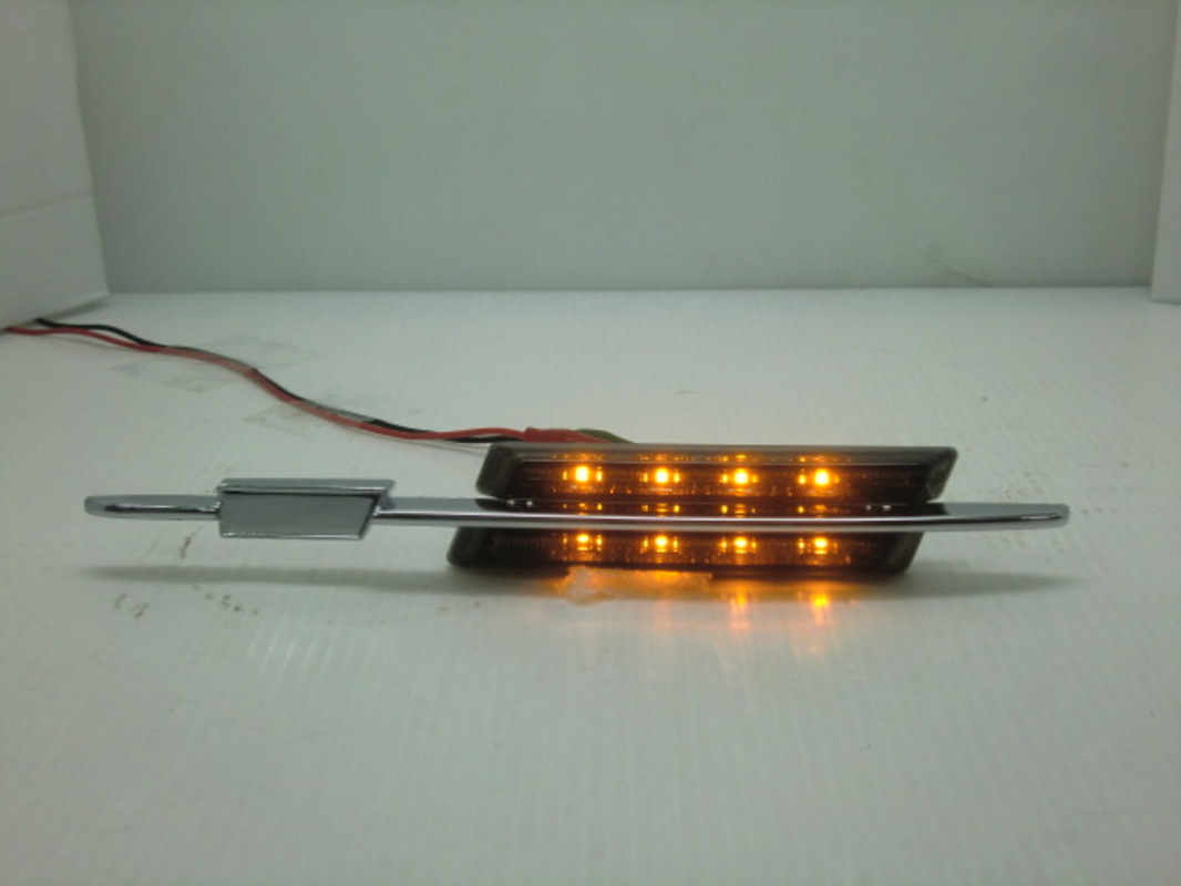 1996-2003 E39 LED 薰黑 側燈