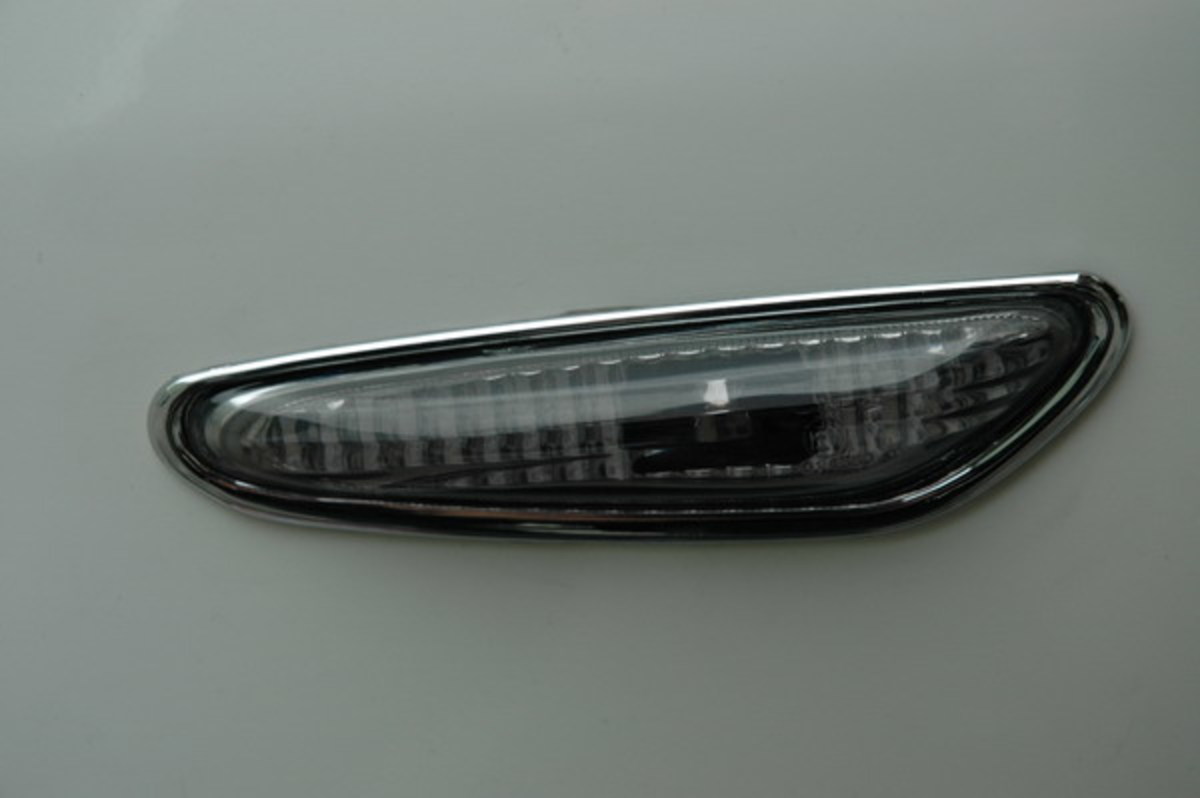 2003-2010 E60 薰黑 側燈 