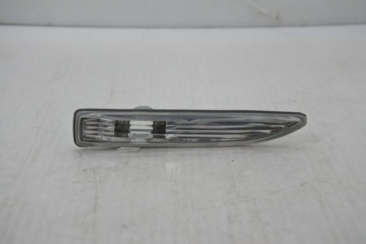 2002-2008 E65 E66 原廠型全白 側燈