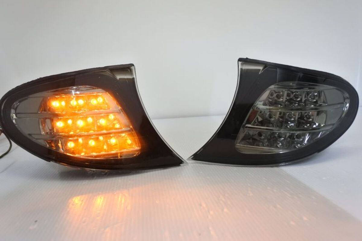 2002-2005 E46 4門 LED 薰黑 角燈 缺貨