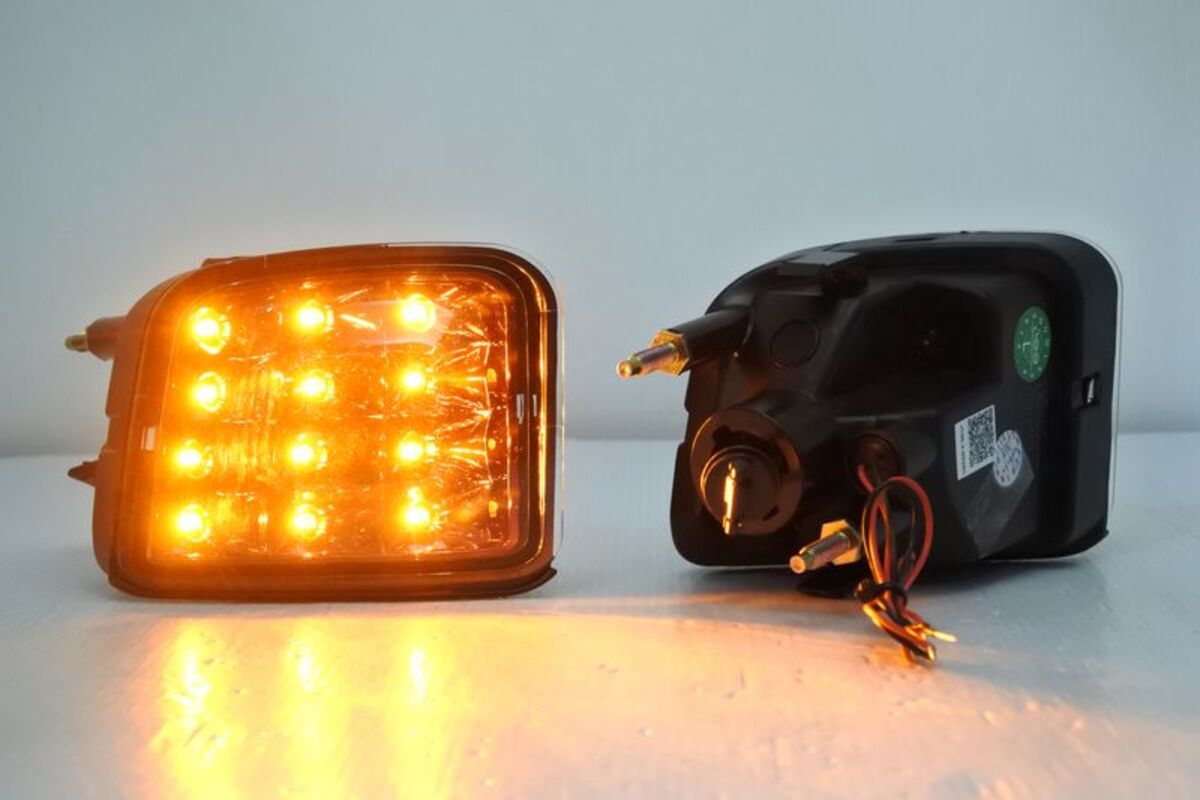 2014/05-2020 WRX 前保 LED 方向燈