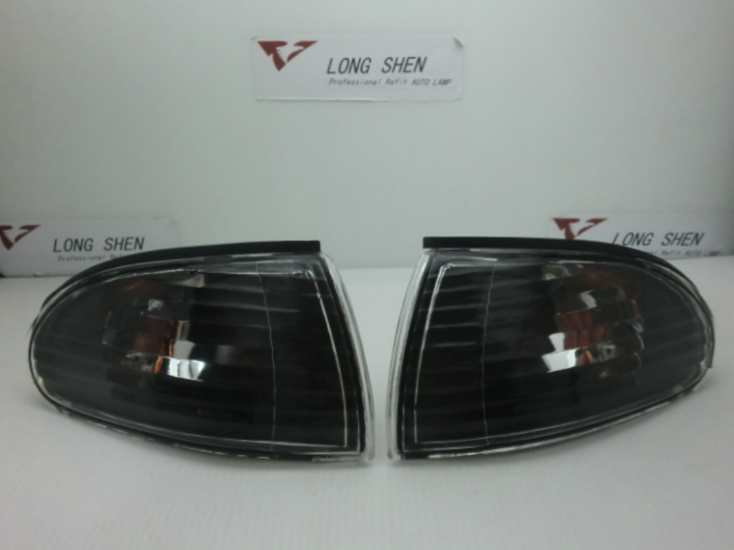 1993-1996/10 LANCER 黑框 角燈 (缺貨)
