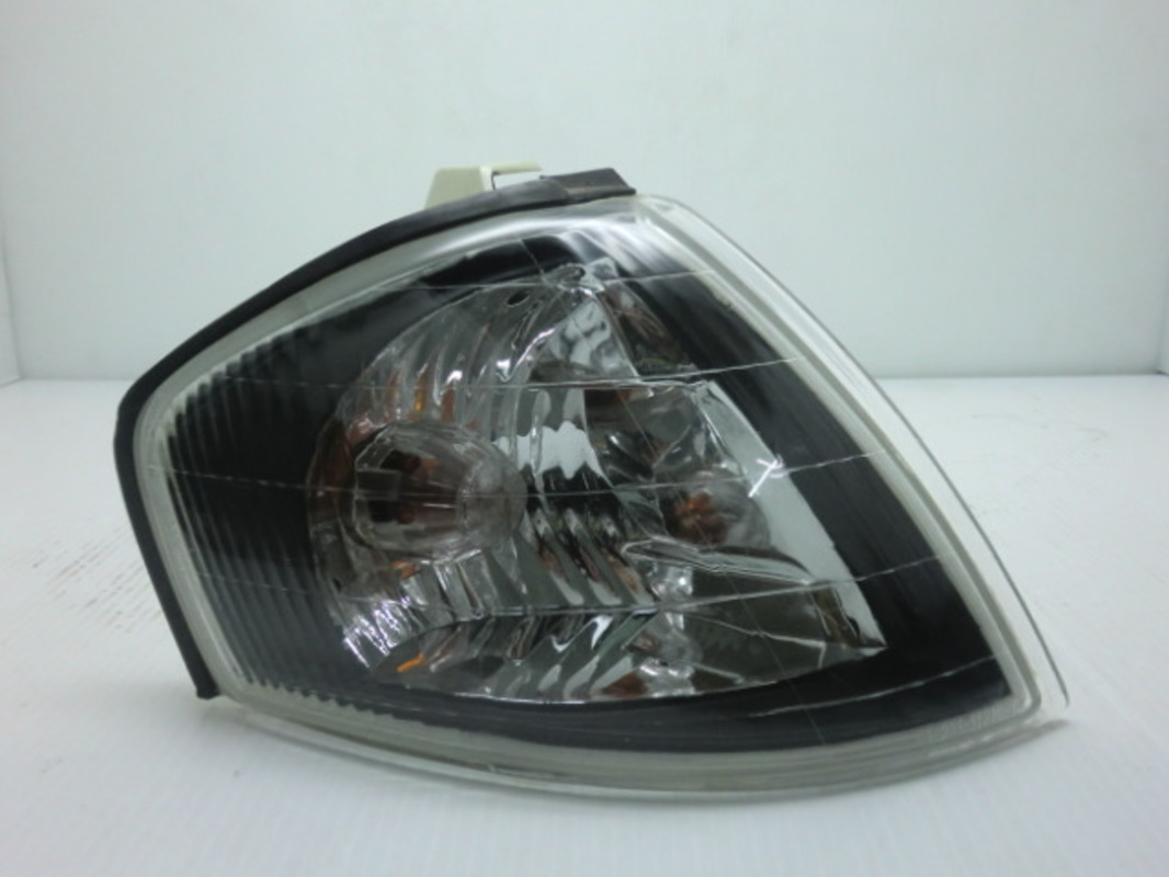 1999-2003 TIERRA  ACTIVA 1999-2000 PROTEGE 323 黑框白邊 角燈