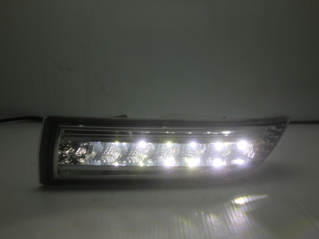 2000-2002 PREMIO 2003-2005 VIOS 2001-2003 ALTIS LED 日行燈 霧燈 (停產)