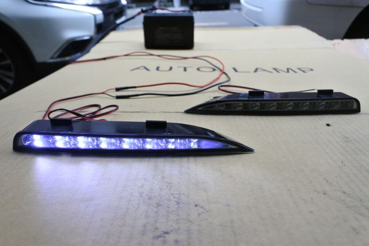 2006-2011 八代喜美 K12 RR 前保桿 LED 日行燈 