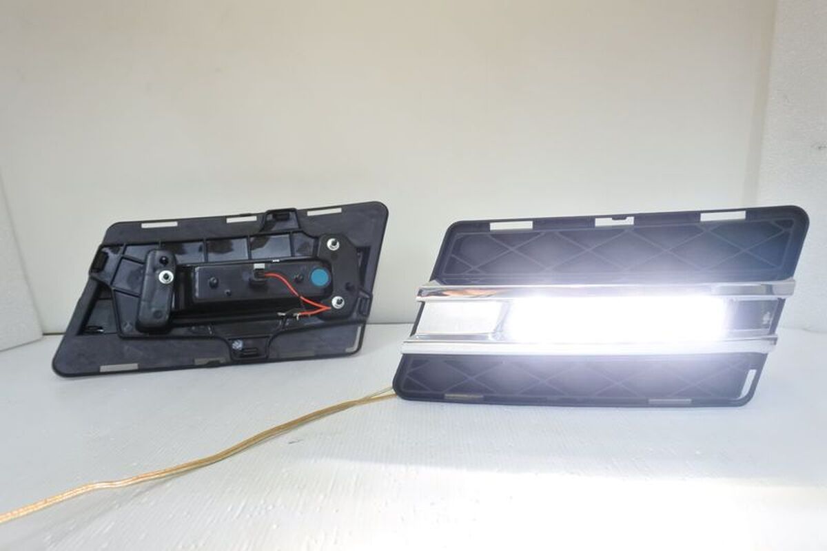 2008/12-2012/08 GLK X204 LED 一字型 霧燈 (一段式)