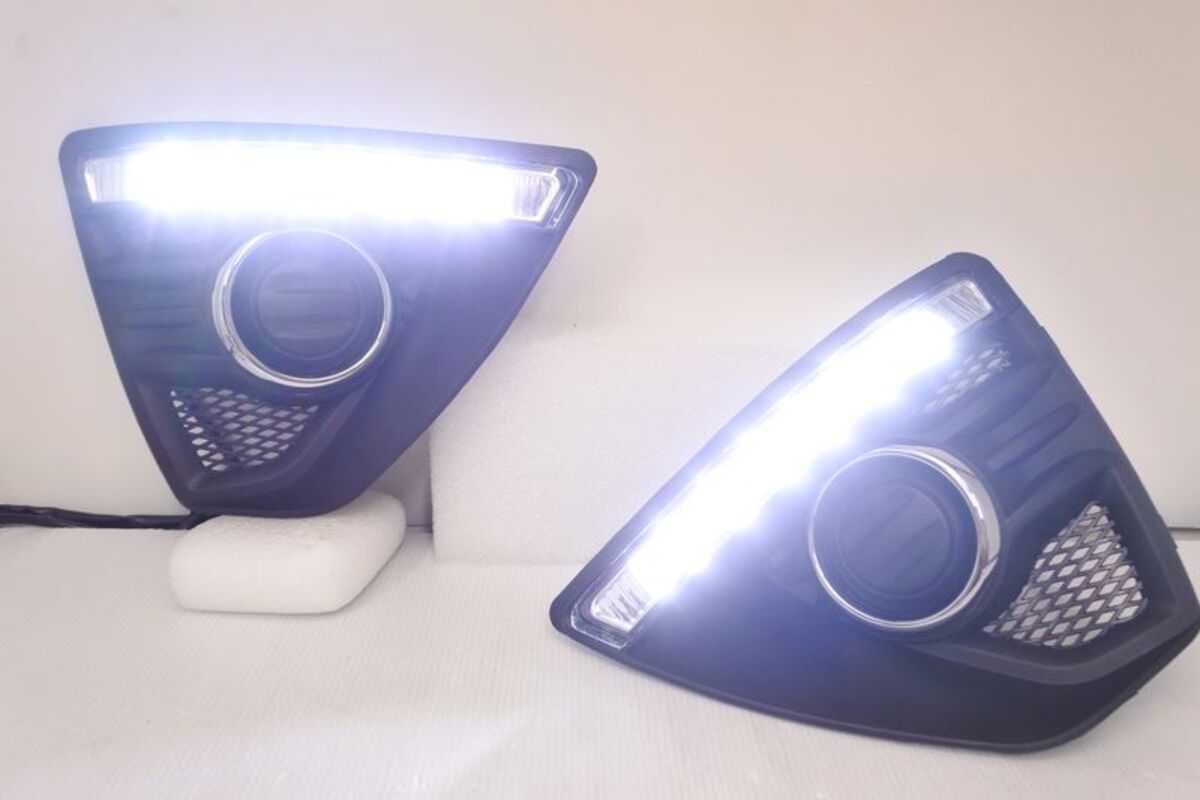 2008/12-2012/11 FOCUS MK2.5 運動版 LED日行燈 霧燈蓋