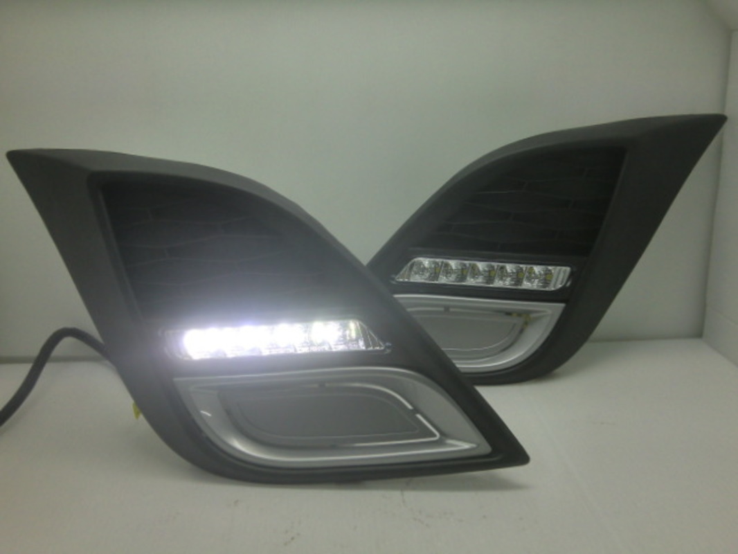 09-13 MAZDA 3 LED日行燈霧燈框F