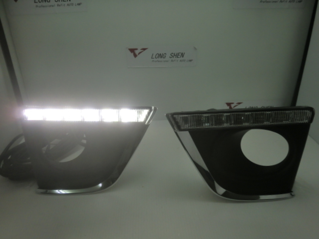 2013/11-2016/10 ALTIS 11代 LED一字型 日行燈 霧燈蓋