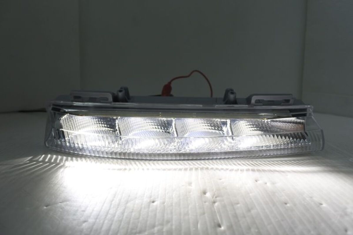 2011/04-2014 W204 AMG樣式 LED 日行燈