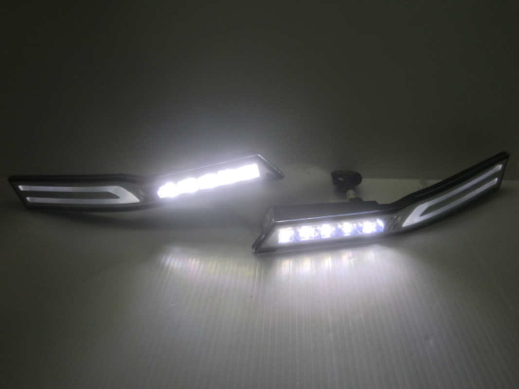 2012-2014 CAMRY 7代 LED 日行燈 保桿專用 氣霸式 (停產)