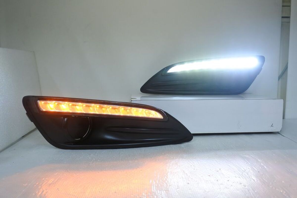 2014/03-2020 FIESTA 嘉年華 一字形LED雙色 日行燈 方向燈