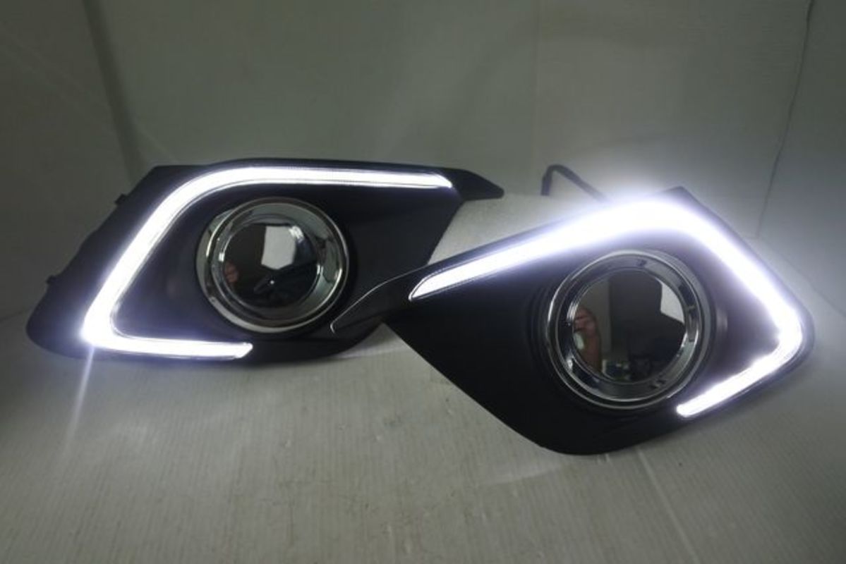 2015-2016/08 MAZDA 3 LED光柱ㄈ型 霧燈蓋 日行燈