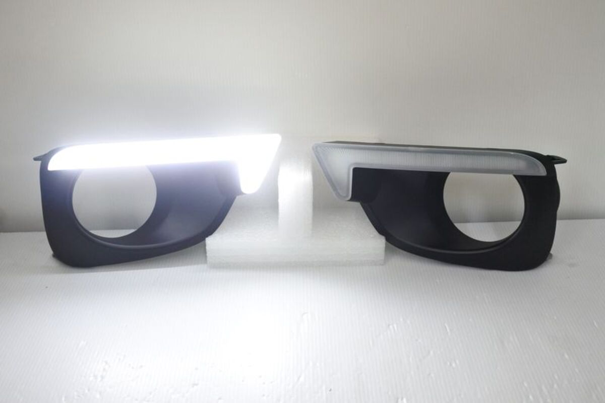 2014/04-2018/02 VIOS LED 日行燈 黑框霧燈框
