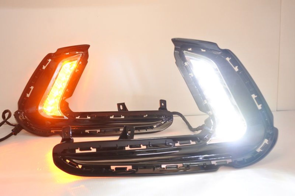 2017/03-2019/06 SUPER ELANTRA LEDㄈ型光柱-上 雙色 日行燈 方向燈 (原車無霧燈款)