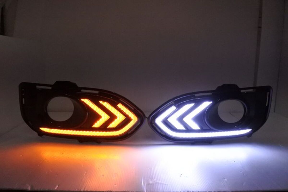 2017/09-2021/08 FIT LED雙色野馬 箭頭式 日行燈 方向燈