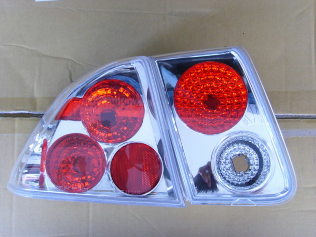 2001-2002 七代喜美 K10 FERIO 晶鑽紅心圓 尾燈 (停產)