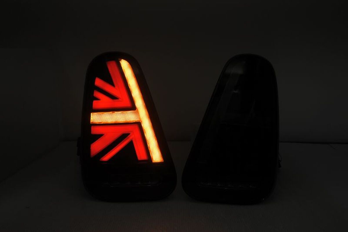 2001-2006 MINI COOPER R50 R52 R53 全LED 燻黑國旗 尾燈  序列式方向燈