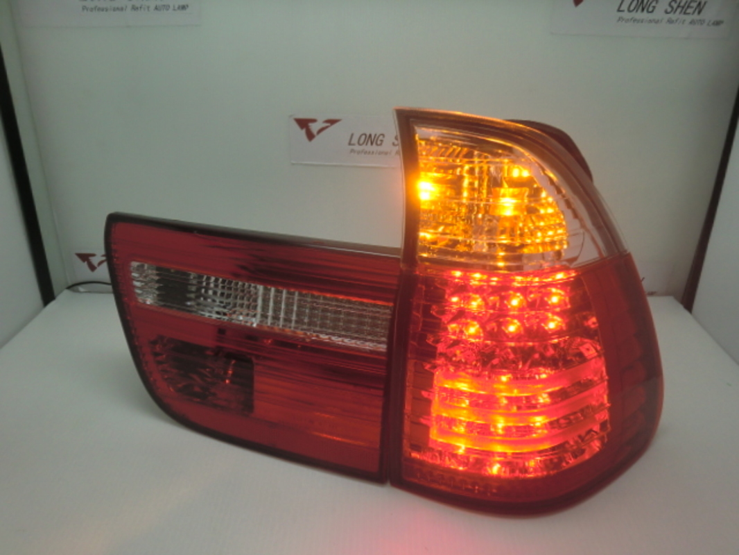 2001-2006 X5 E53 LED 晶鑽紅白 尾燈